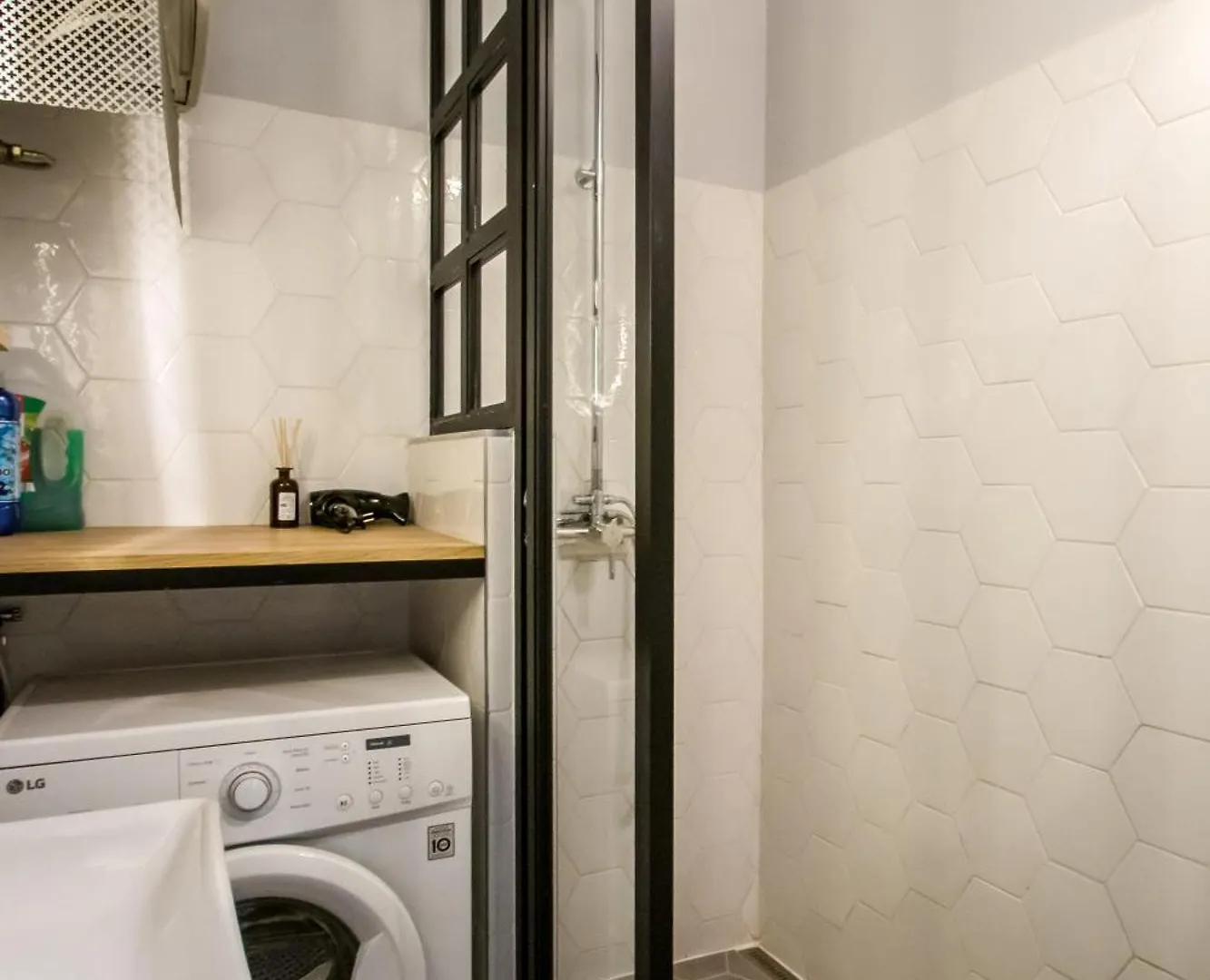 Wilson'S Oktogon Square Suite Apartment Budapest