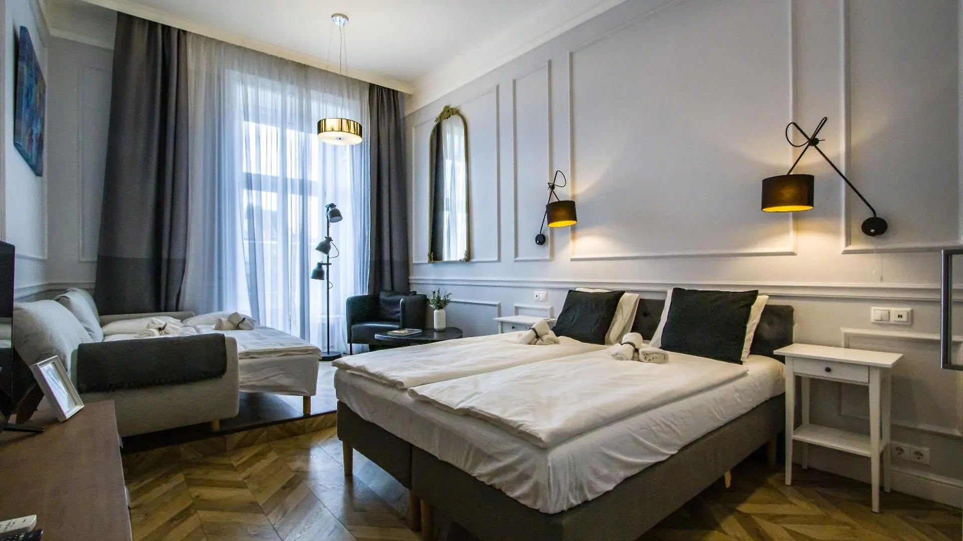 Wilson'S Oktogon Square Suite Apartment Budapest 0*,  Hungary